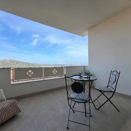 Апартаменти Francoforte 10 Ольбія