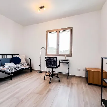 Апартаменти Francoforte 10 Ольбія