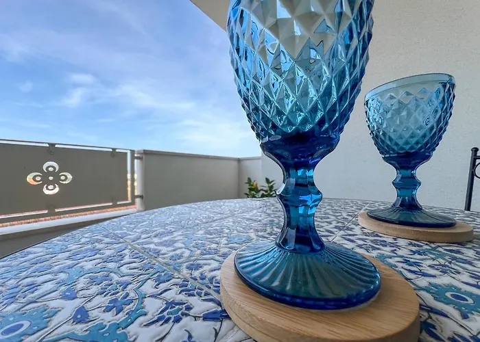 Apartment Francoforte 10 *